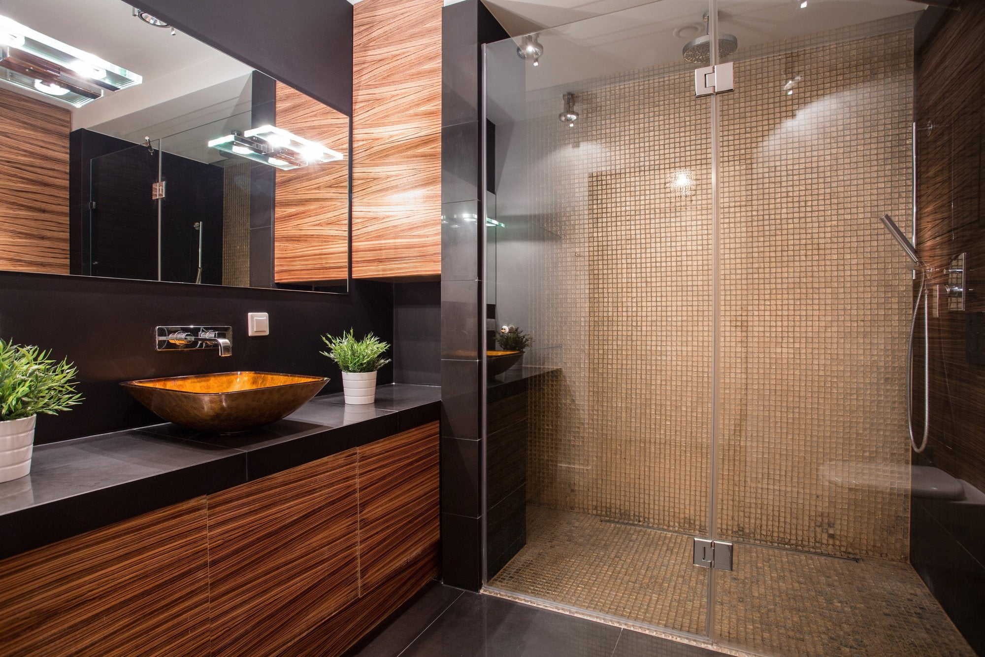 1687535892_en-idei-club-p-bathroom-glass-wall-dizain-krasivo-30